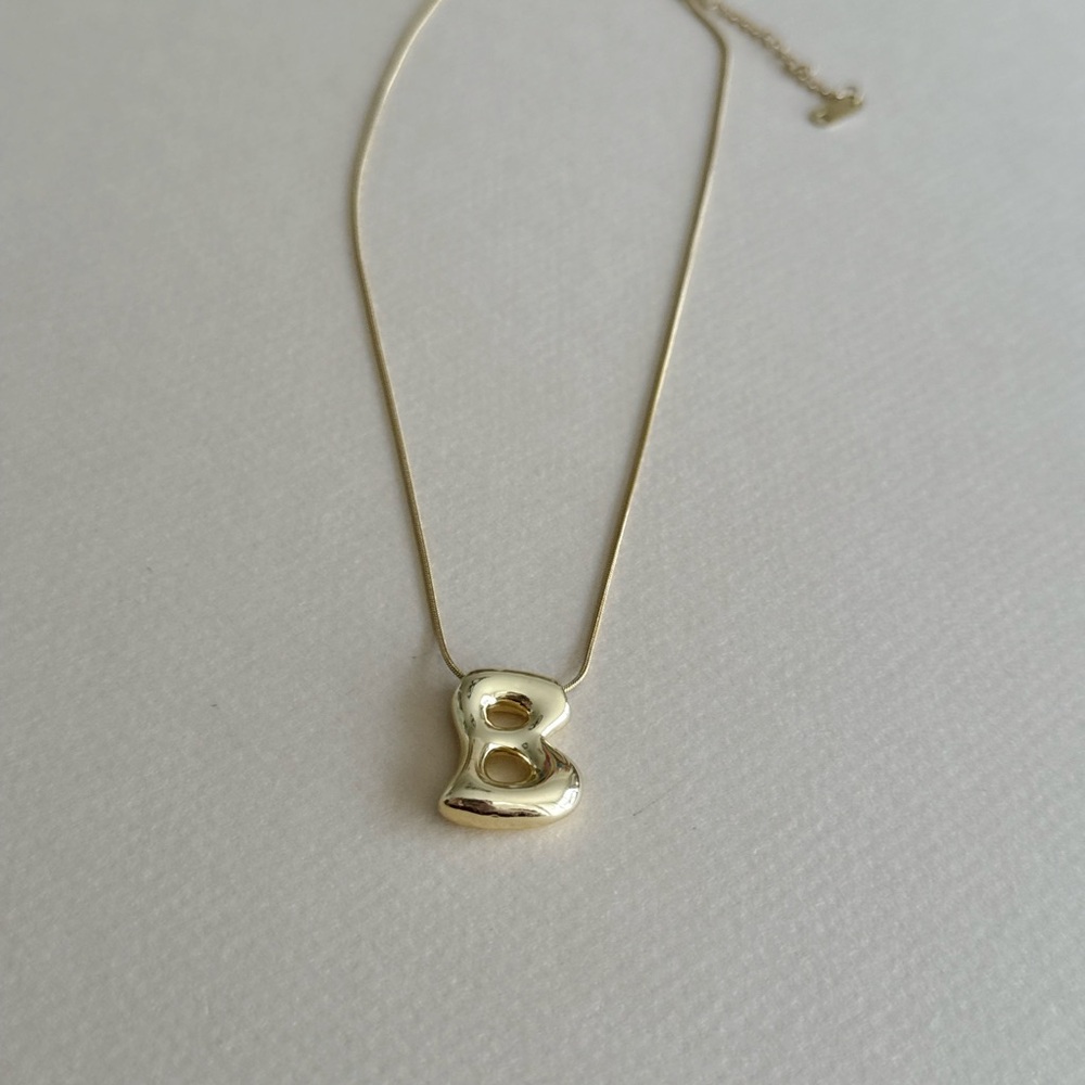 Gold Initial Pendant Necklace S1113 - Picture 3 of 3